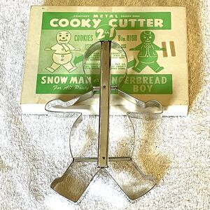 Vintage Metal Cooky Cutter Cookie 2 in 1 Gingerbread Boy Snowman 8 Inch High Box